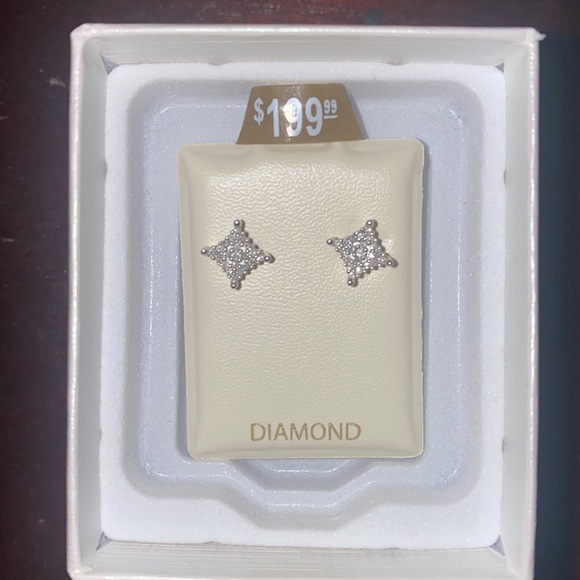 Diamond Square Earrings - Picture 5 of 5